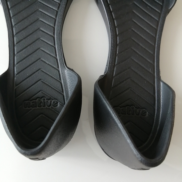 Native Audrey D'Orsay Black Pointed Toe Flat Rubber Comfort Waterproof Slip On 7 - Picture 10 of 14